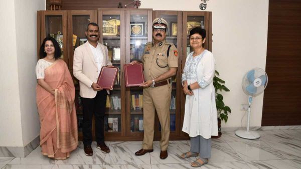 डेलीहंट, वनइंडिया और दिल्ली पुलिस नागरिकों को सशक्त बनाने और जन सुरक्षा बढ़ाने के लिए मिलकर करेंगे काम