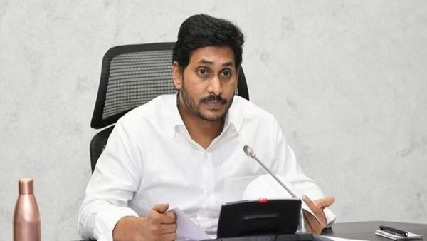 43 लाख से अधिक छात्रों को आंध्र प्रदेश के मुख्यमंत्री वाईएस जगन मोहन रेड्डी  ने की स्कूल किट वितरित 