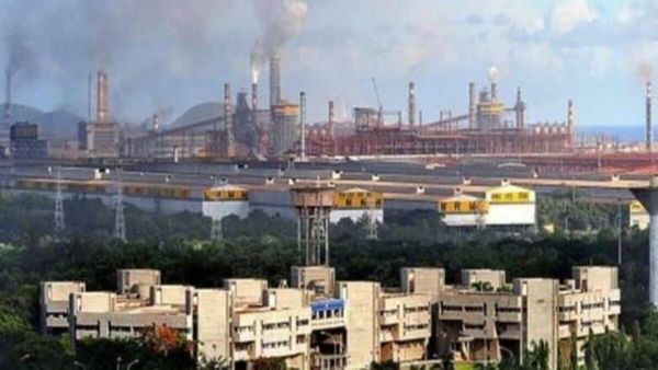 आंध्र प्रदेश के मंत्री गुडिवाड़ा अमरनाथ ने विजाग स्टील प्लांट के निजीकरण को बताया बड़ा घोटाला