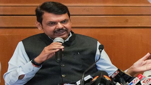 Maharashtra: फडणवीस का विपक्ष पर तंज, कहा- 2024 में नहीं कर पाएंगे पीएम मोदी का मुकाबला