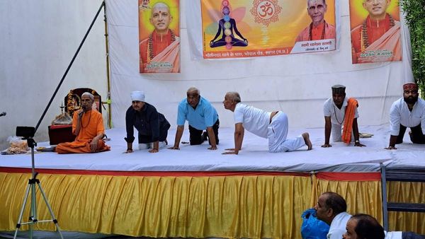 International Yoga Day: सागर के सभी समुदायिक भवनों में योगा की क्लास प्रारंभ होंगी