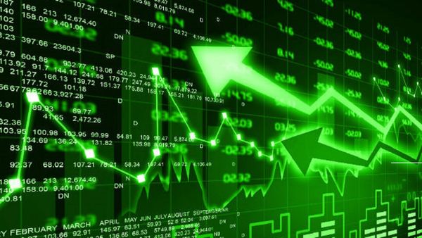 Share Market Update: शेयर बाजार रिकॉर्ड स्तर पर पहुंचा, सेंसेक्स 63500, निफ्टी 18850 के पार