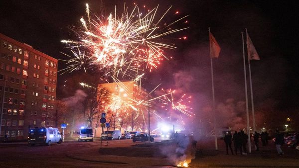 स्वीडन में बकरीद के मौके पर जलाई गई कुरान, भड़के दुनियाभर के मुस्लिम देश, सऊदी-तुर्की ने की आलोचना