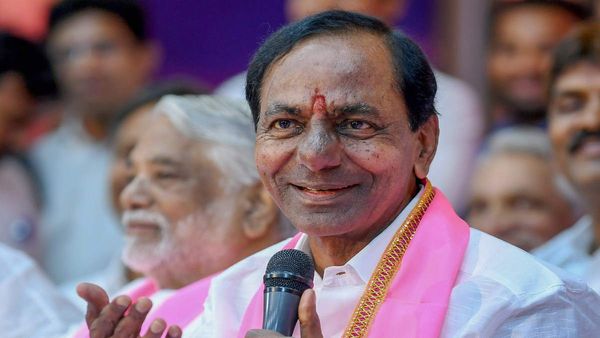 चुनाव से पहले तेलंगाना सरकार का बड़ा दांव, OBC केंद्रीय सूची में 40 जातियों को शामिल करने की सिफारिश