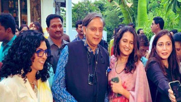 Shashi Tharoor : शशि थरूर की Biopic में कितनी हीरोइन होंगी? जानिए कांग्रेस सांसद का जवाब