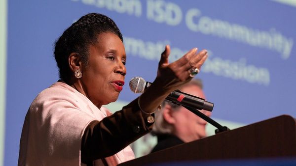 'पूरे US में हिंदुओं के साथ एकजुट होने की जरूरत', PM मोदी की यात्रा से पहले अमेरिकी सांसद ने क्यों कहा ऐसा?