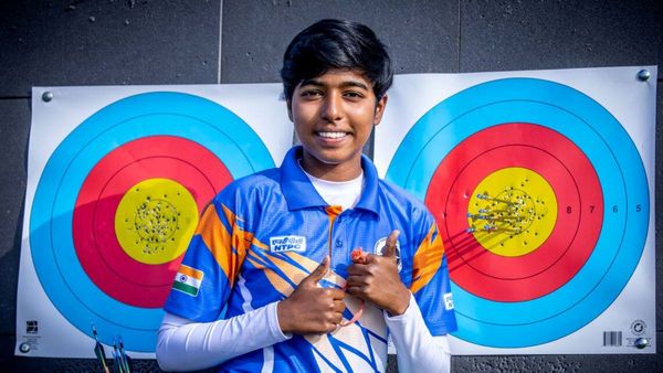 अंडर 18 कंपाउंड आर्चरी में अदिति स्वामी ने जीता गोल्ड, अमेरिकी तीरंदाज को हराया