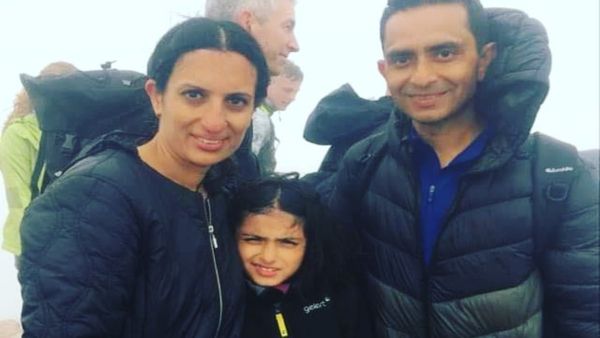 भारतीय मूल की 10 साल की बच्ची का कमाल, बिना स्कूल की छुट्टी किए अब तक की 50 देशों की यात्रा