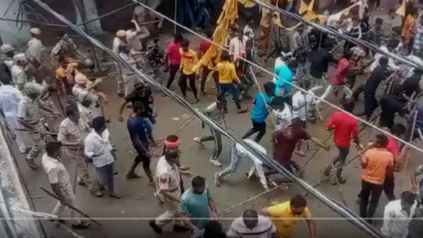 Bhilwara Video: स्‍कूली छात्रा के मामले ने पकड़ा तूल, दो पक्षों ने एक-दूसरे पर जमकर बरसाए पत्‍थर