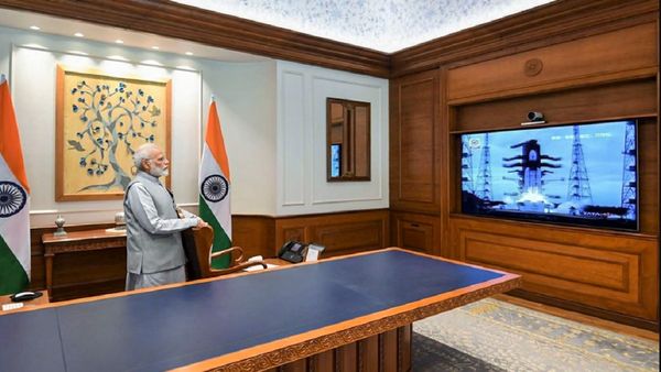 आखिर क्या है भारत का मिशन Chandrayaan, चंद्रमा की सतह पर भारत के वैज्ञानिकों की धाक बन रहा यह अभियान