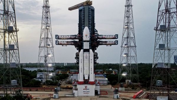 Chandrayaan-3 लॉन्चिंग की उलटी गिनती शुरू, 2019 में फेल हुआ चंद्रयान-2 मिशन अब कैसे बनेगा मददगार?