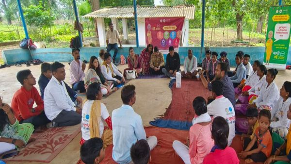 छत्तीसगढ़ यूनिसेफ टीम ने दंतेवाड़ा का किया भ्रमण, भूपेश सरकार के प्रयासों को सराहा 