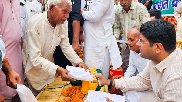 हरियाणा सरकार ने 600 सेवाओं को किया ऑनलाइन: दुष्यंत चौटाला 