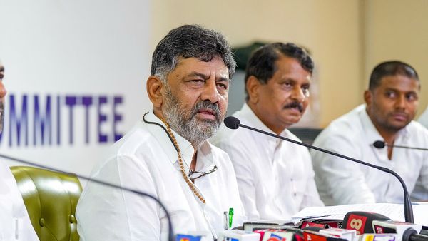 क्या खाली हो गया कर्नाटक का खजाना? डीके शिवकुमार ने कहा, 'विकास कार्यों के लिए नहीं बचा फंड'