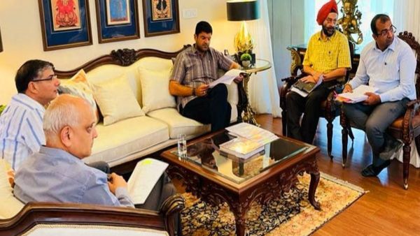 हरियाणा के औद्योगिक क्षेत्रों और शहरी सेक्टरों में बनेंगे फायर ब्रिगेड स्टेशन: डिप्टी सीएम दुष्यंत चौटाला 