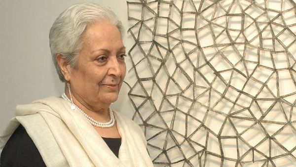 भारतीय मूल की जरीना हाशमी पूरी दुनिया में कैसे बनीं महिलाओं की मजबूत आवाज?