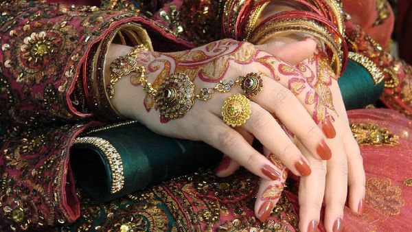 सगाई के दिन दुल्हन की भाभी ने दूल्हे से कही ऐसी बात, टूट गई शादी