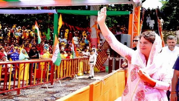 MP Election: ग्वालियर-चंबल के दम पर फिर सरकार बनाने की तैयारी में कांग्रेस, Gwalior में गरजी प्रियंका गांधी