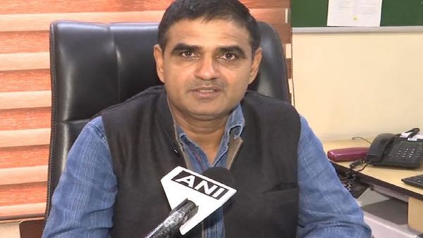 हिमाचल में बाढ़ से भारी तबाही के बीच मौसम विभाग ने दी और खतरे की खबर, कहा- 72 घंटे में होगी बहुत भारी बारिश