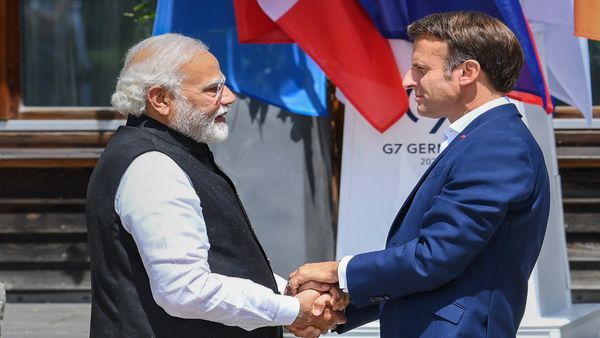 विश्वास बनता है, सिर्फ हवाई बातों से नहीं आता... फ्रांस की दोस्ती देख बोले एक्सपर्ट, दोस्ती निभाना सीखे US