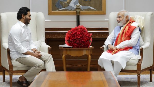 सीएम रेड्डी ने पीएम से की मुलाकात, पोलावरम परियोजना के लिए मांगा फंड