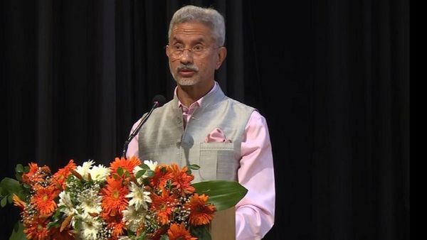 'ताली बजाने के लिए दोनों हाथों की जरूरत होती है', भारत-चीन के मौजूदा संबंधों पर बोले विदेश मंत्री जयशंकर