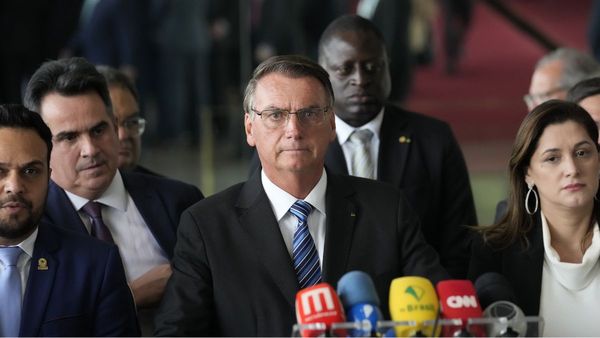 Brazil : पूर्व राष्ट्रपति बोल्सनारो को ईवीएम के खिलाफ बोलना पड़ा महंगा, 2030 तक नहीं लड़ सकेंगे चुनाव