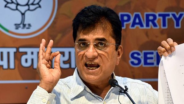 'किरीट सोमैया क्यों ट्रेंड कर रहे हैं?' वायरल वीडियो पर प्रियंका चतुर्वेदी और कांग्रेस ने BJP को घेरा
