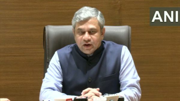 India's semiconductor mission: भारत ने जापान के साथ MoU पर हस्ताक्षर किए, केंद्रीय मंत्री ने दी ये जानकारी