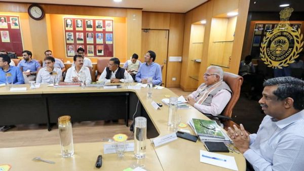हरियाणा: सीएम खट्टर का ऐलान, 10,000 एकड़ में अरावली सफारी पार्क बनाया जाएगा