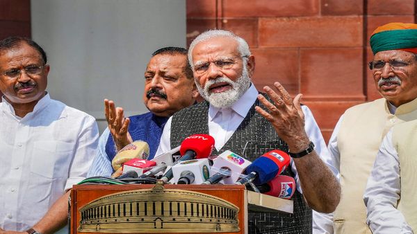 पाकिस्तान से व्यापार पर करना चाहिए विचार.. भारत सरकार को संसदीय कमेटी ने दी सलाह, क्या करेंगे पीएम मोदी?