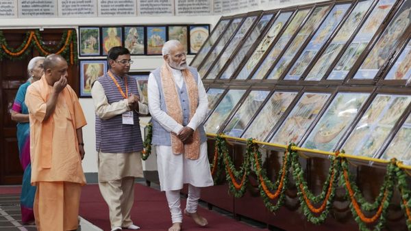 Gita press: गीता प्रेस के लिए महात्मा गांधी और मुंशी प्रेमचंद ने लिखे थे आलेख