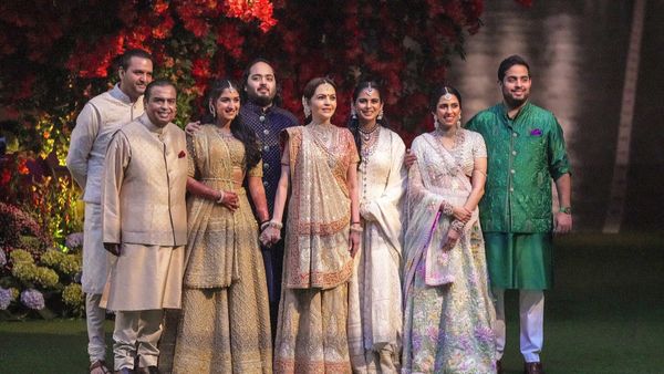 आ गए रिलांयस इंडस्ट्रीज की पहली तिमाही के नतीजे, जानें मुकेश अंबानी के किस बच्चे ने कमाया सबसे अधिक प्रॉफिट?