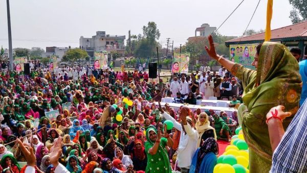 हरियाणा: नैना चौटाला ने फिर शुरू की चुनरी चौपाल, रविवार को नांगल चौधरी में कार्यक्रम