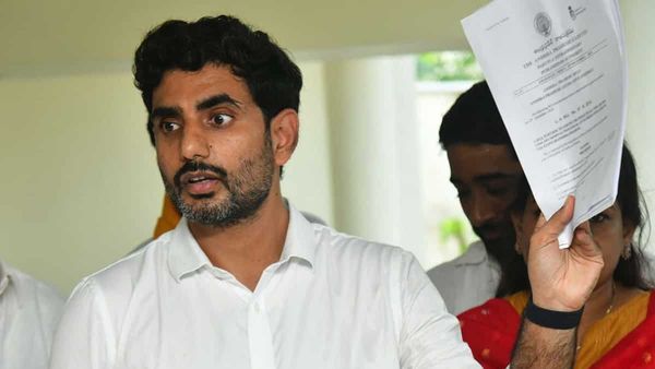 Andhra Pradesh: नारा लोकेश का सीएम जगन पर निशाना, कहा- ये गरीबों और लुटेरों के बीच का युद्ध