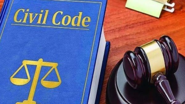 UCC India: परंपरागत समाज बनाम किताब से बंधे हुए समुदाय