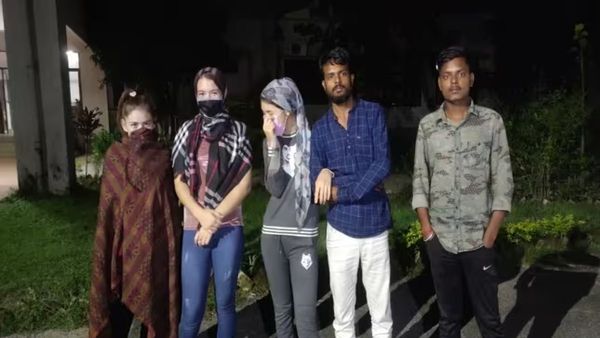 Human Trafficking: बिना वीजा उज्बेकिस्तान से भारत कैसे पहुंच रही हैं लड़कियां?