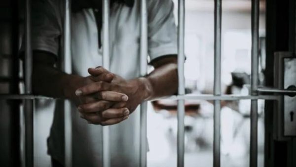 Indians in Foreign Jails: विदेशों में 8330 भारतीय कैदी, जानें क्या है स्थानांतरण की प्रक्रिया?