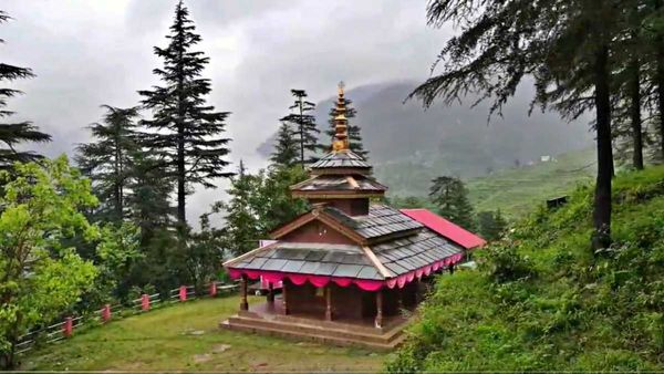 उत्तरकाशी के इस जगन्नाथ मंदिर में पत्थर के विग्रह, 4,000 फुट ऊंचाई पर है सदियों पुरानी धरोहर