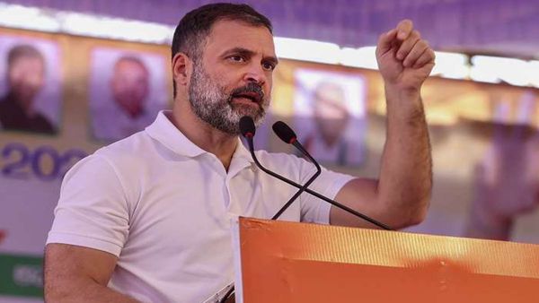 Telangana: खम्मम में राहुल गांधी की रैली में भारी भीड़, कांग्रेस दिग्गजों का बढ़ा उत्साह, किया बड़ा दावा