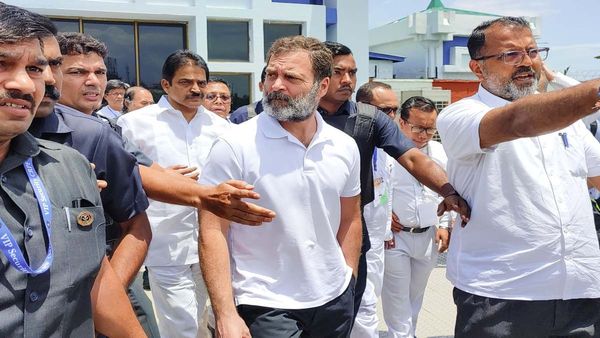 घुटने की समस्या से परेशान हुए राहुल गांधी, केरल के 100 साल पुराने आयुर्वेदिक संस्थान में करा रहे इलाज