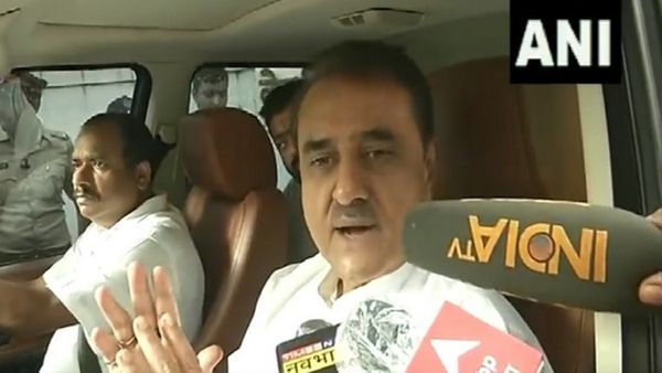 Maharashtra NCP Crisis: 'किसी पर भी ED का कोई दबाव नहीं', शरद पवार के बयान पर बोले प्रफुल्ल पटेल