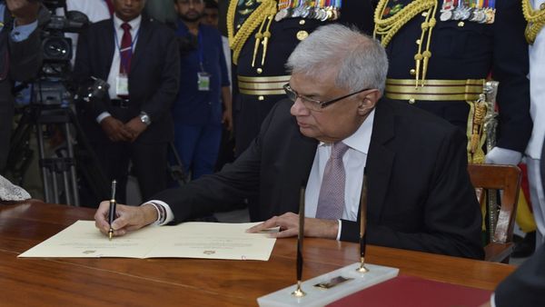 भारत की मदद का एहसान चुकाएगा यह देश, चीन को हिन्द महासागर से भगाने हाथ में देगा ब्रह्नास्त्र