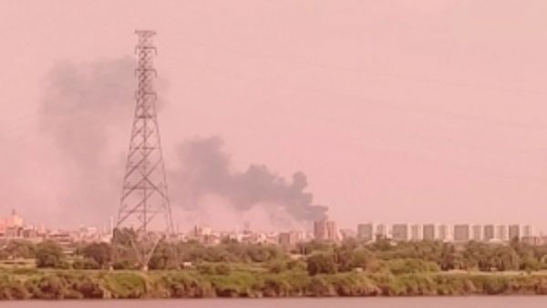 Sudan Civil War: सूडान में सेना और RSF के बीच जंग तेज, रॉकेट हमलों में 20 आम लोगों की मौत