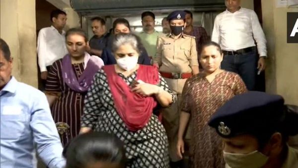 Gujarat Riots: सुप्रीम कोर्ट ने एक्टिविस्ट तीस्ता सीतलवाड की बढ़ाई अंतरिम राहत, 19 जुलाई को होगी अगली सुनवाई