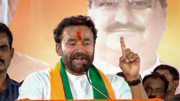 Telamgana: जी किशन रेड्डी  के भाजपा अध्‍यक्ष पदभार ग्रहण कार्यक्रम में किरण कुमार रेड्डी भी हुए शामिल 