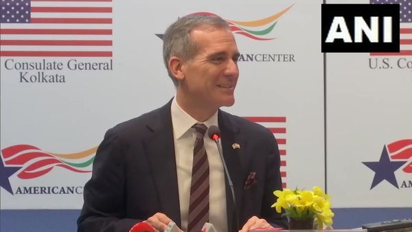 Manipur Violence: अमेरिका ने दिया मणिपुर में भारत को मदद का ऑफर, कहा- हालात से हम चिंतित