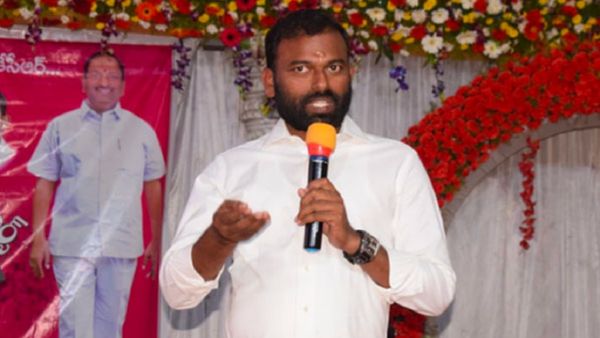 Telangana: केंद्र ने चीनी कंपनी BYD को हैदराबाद में प्लांट लगाने से किया मना, BRS ने साधा निशाना