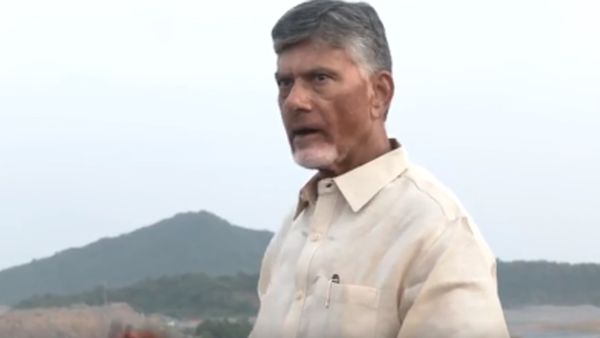 TDP के राष्ट्रीय अध्यक्ष नायडू बोले-'अनंतपुर के नेता से दूर करें आपसी मतभेद'