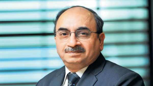 SBI चेयरमैन दिनेश खारा को मिलेगा सेवा विस्तार! सरकारी बैंक प्रमुखों का बढ़ेगा कार्यकाल